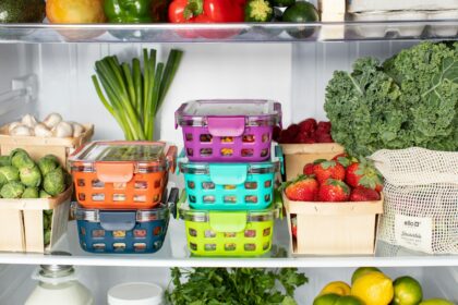 green and pink plastic container