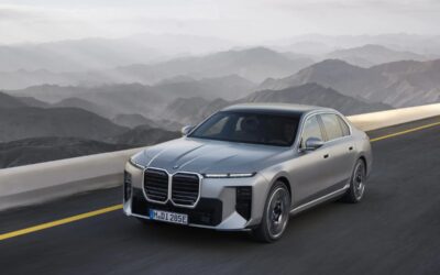 2027 BMW 7 Series refresh brings Neue Klasse tech and a NACS charging switch to the i7