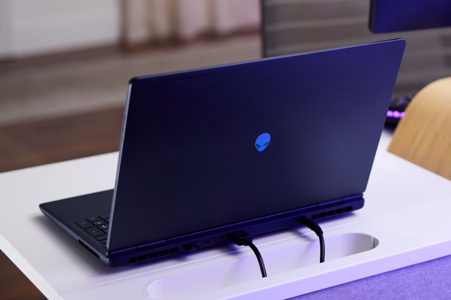 Alienware 16 debuts Intel Core Ultra 9 290HX Plus: benchmark gains come with a higher power draw