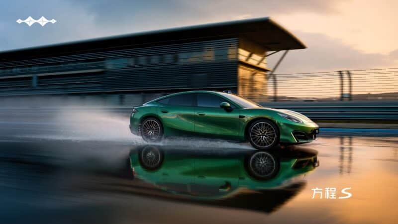 BYD unveils 1 000 HP Formula SL sedan: a new Tesla Model S Plaid challenger from its off-road brand