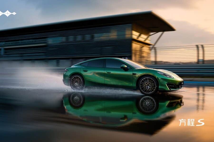 BYD unveils 1 000 HP Formula SL sedan: a new Tesla Model S Plaid challenger from its off-road brand