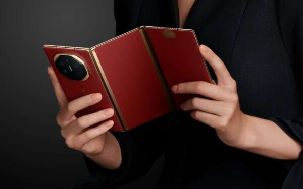 Huawei Mate XT2 leak hints at October launch: a tougher tri-fold hinge and bigger 6 000 mAh battery