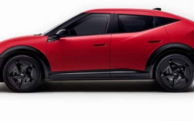 Hyundai Ioniq 3 launches in Europe: smaller aero hatchback brings new Pleos infotainment and up to 496 km range