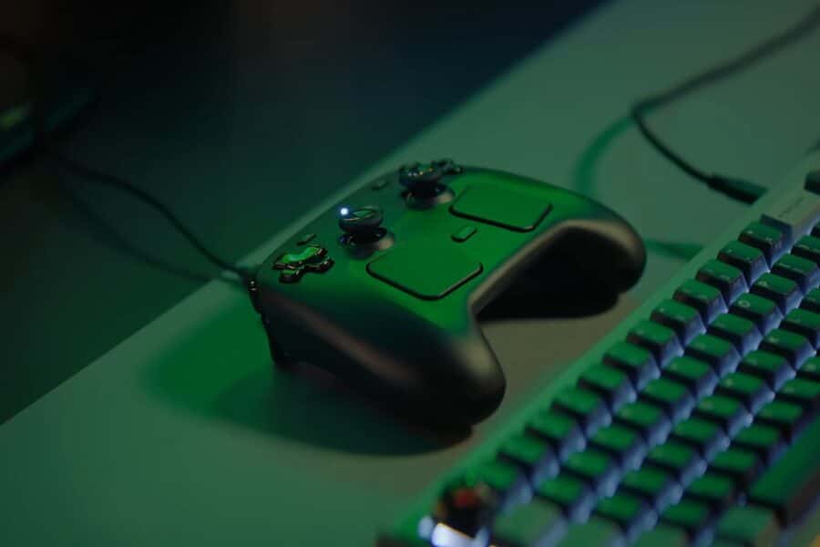 Leaked Steam Controller review offers early praise for dual trackpads, but the price raises questions