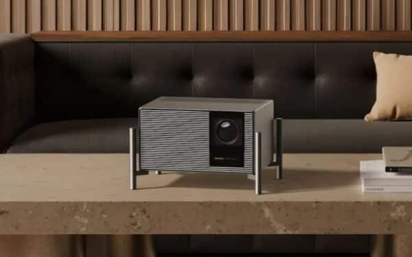 Xgimi Titan Noir Kickstarter hits $10 million milestone, unlocking free 3D glasses for backers