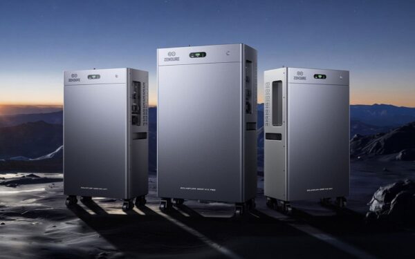 Zendure SolarFlow Mix targets bigger home batteries: 50 kWh storage and 4 kW output in one PV-ready system