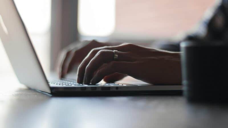 EU targets privacy-first age verification by 2026, setting a common standard for proof-of-age tools