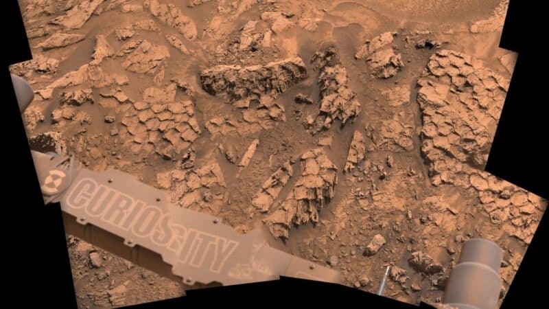Curiosity Spots Vast Honeycomb Rock Pattern on Mars, Hinting at Repeated Wet-Dry Cycles