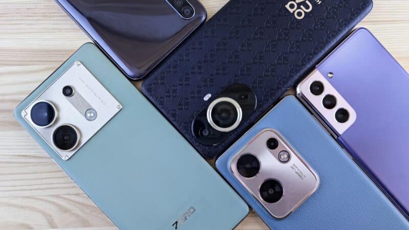 India Smartphone Manufacturing Rises in 2025 as Export Boom Grows, but New Risks Loom