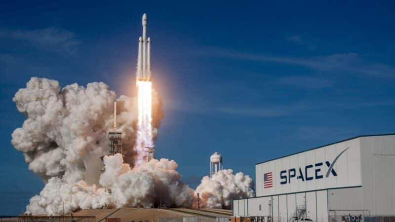 SpaceX Weighs 60 Billion Cursor Deal to Boost AI and Compute Power as IPO Talk Swirls