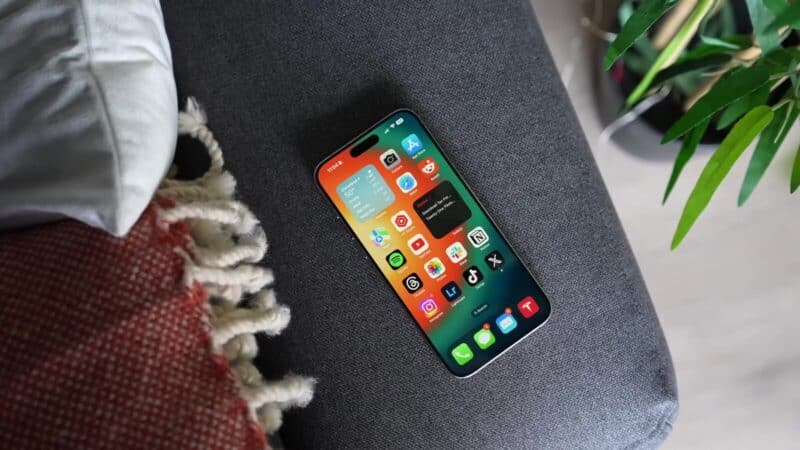 iPhone 20 display leak points to micro-curved OLED from Samsung, bringing Apple closer to an all-glass look