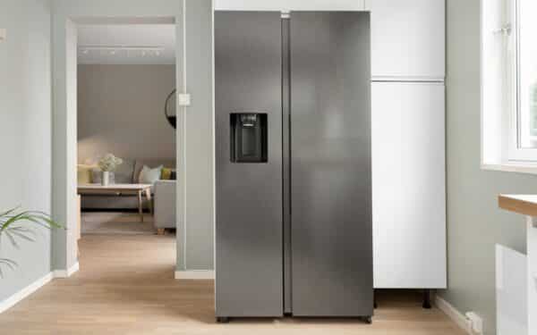 Smart fridge privacy explained: data sharing, apps, and IoT risks for consumers