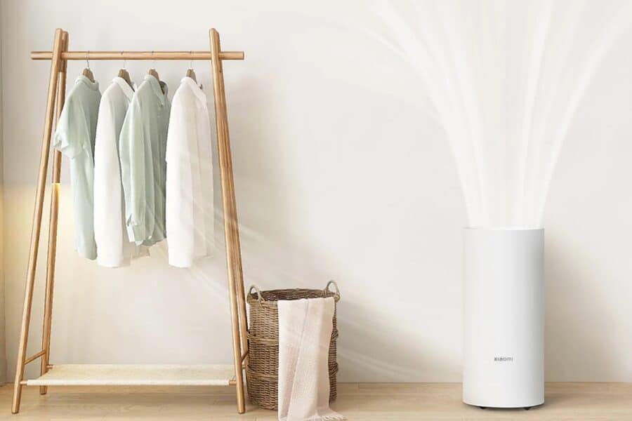 Xiaomi Smart Dehumidifier goes global: 22 L daily capacity and voice control hint at an affordable rival to premium models