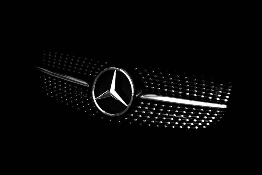Mercedes-Benz. Photo: Unsplash